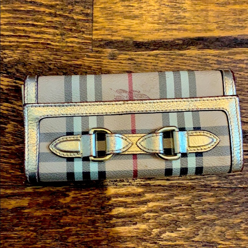 Authentic classic Burberry wallet
